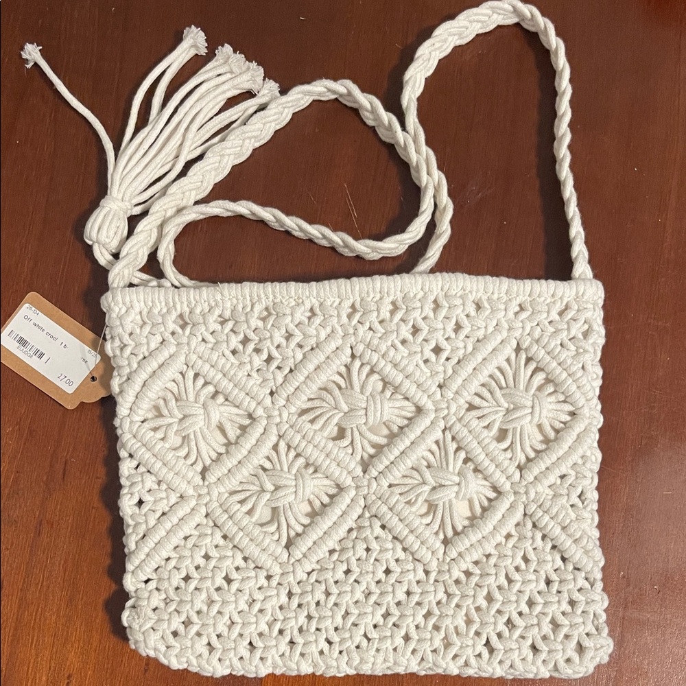 Elegant Cream Macramé Crossbody Bag